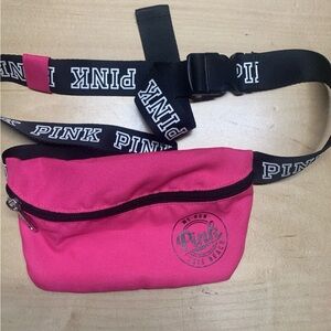 Victoria’s Secret VS PINK 'We Run This Beach' Fanny Pack Belt Bag Pink